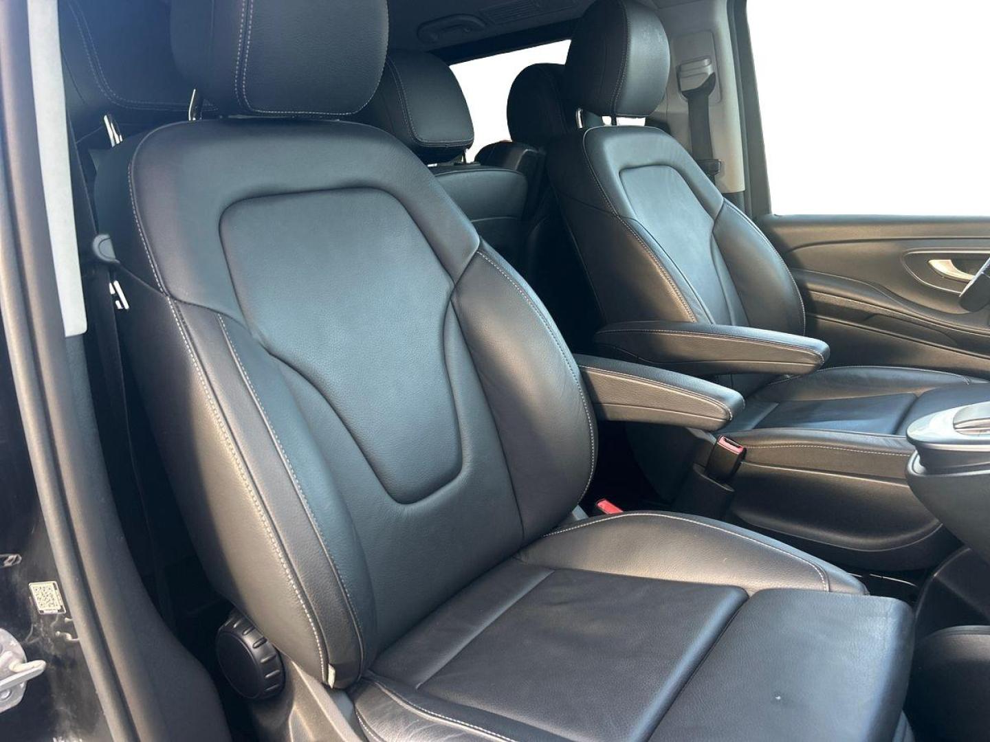 Image MERCEDES-BENZ Classe V 250 d Extra-Long Avantgarde 9G-Tronic