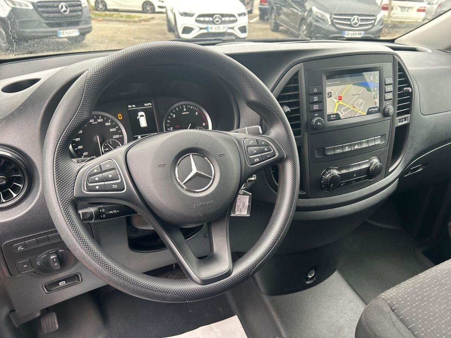 Image MERCEDES-BENZ Vito Tourer 116 CDI Long Pro 9G-Tronic