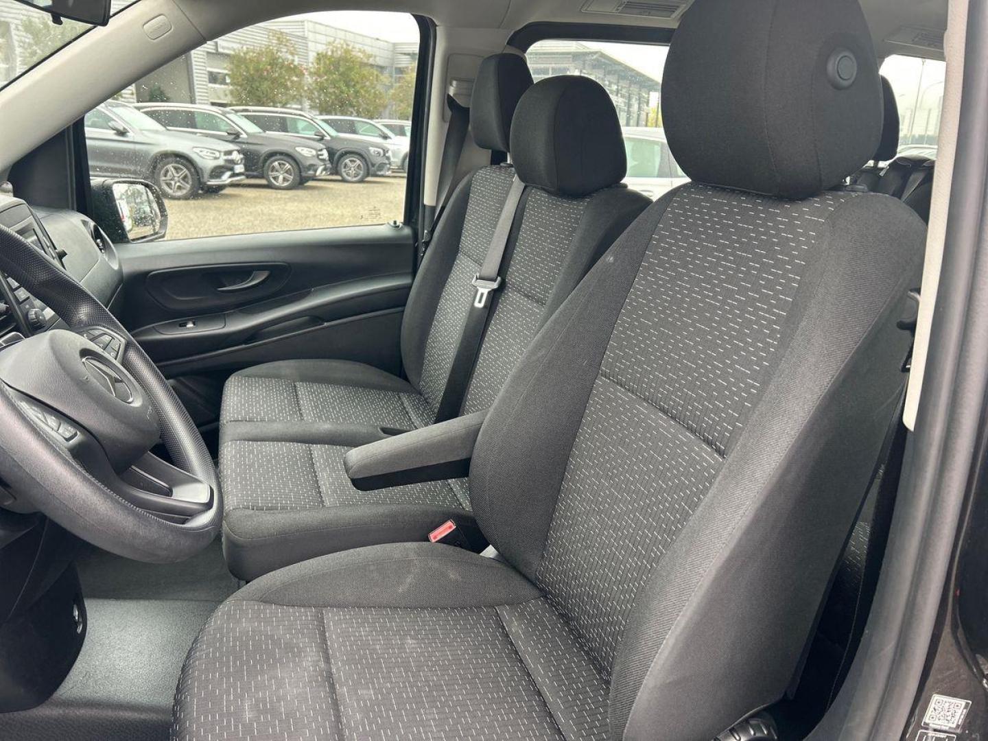 Image MERCEDES-BENZ Vito Tourer 116 CDI Long Pro 9G-Tronic
