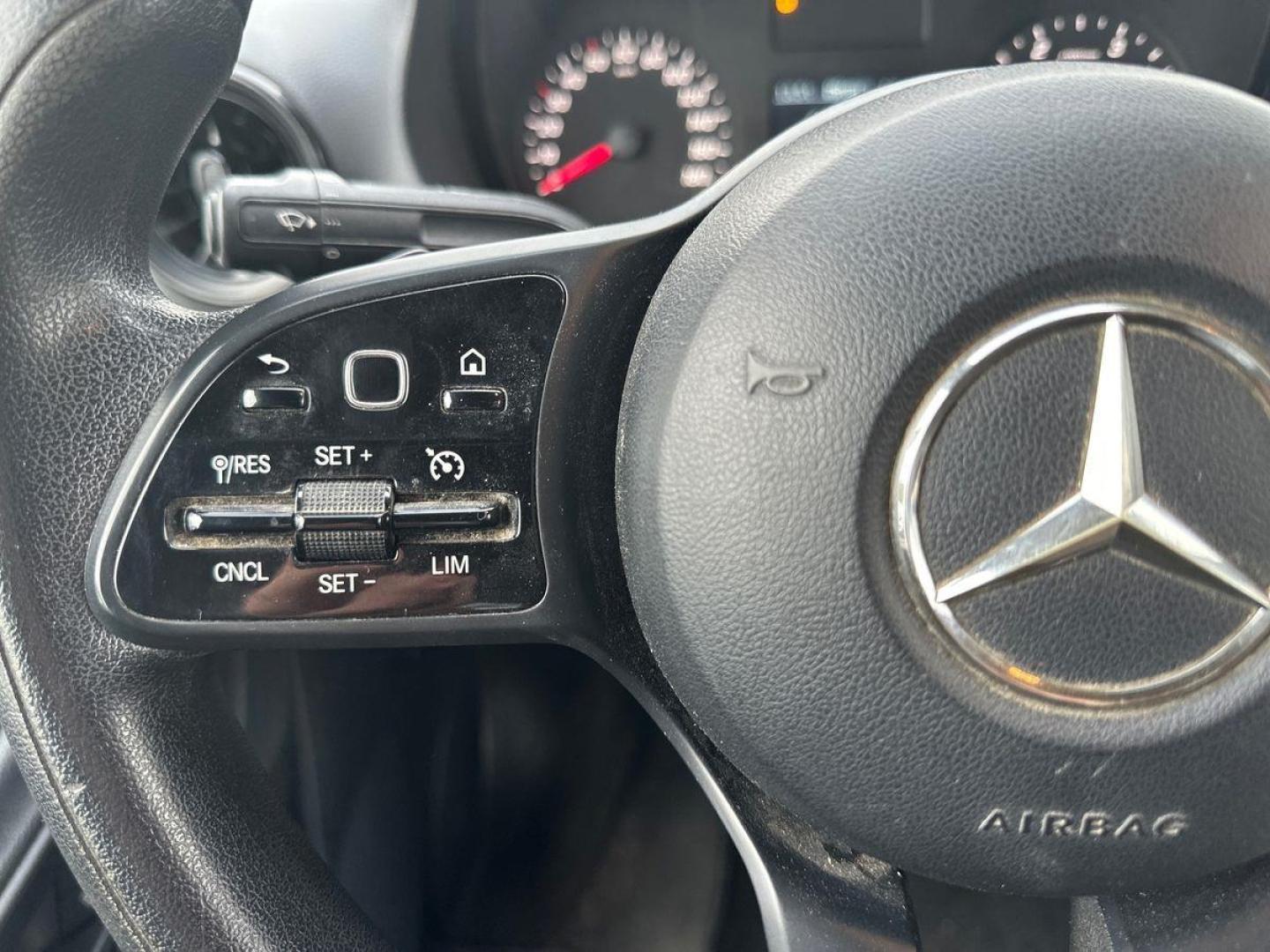 Image MERCEDES-BENZ Sprinter Fg 214 CDI 33S 3T0 Traction 9G-Tronic